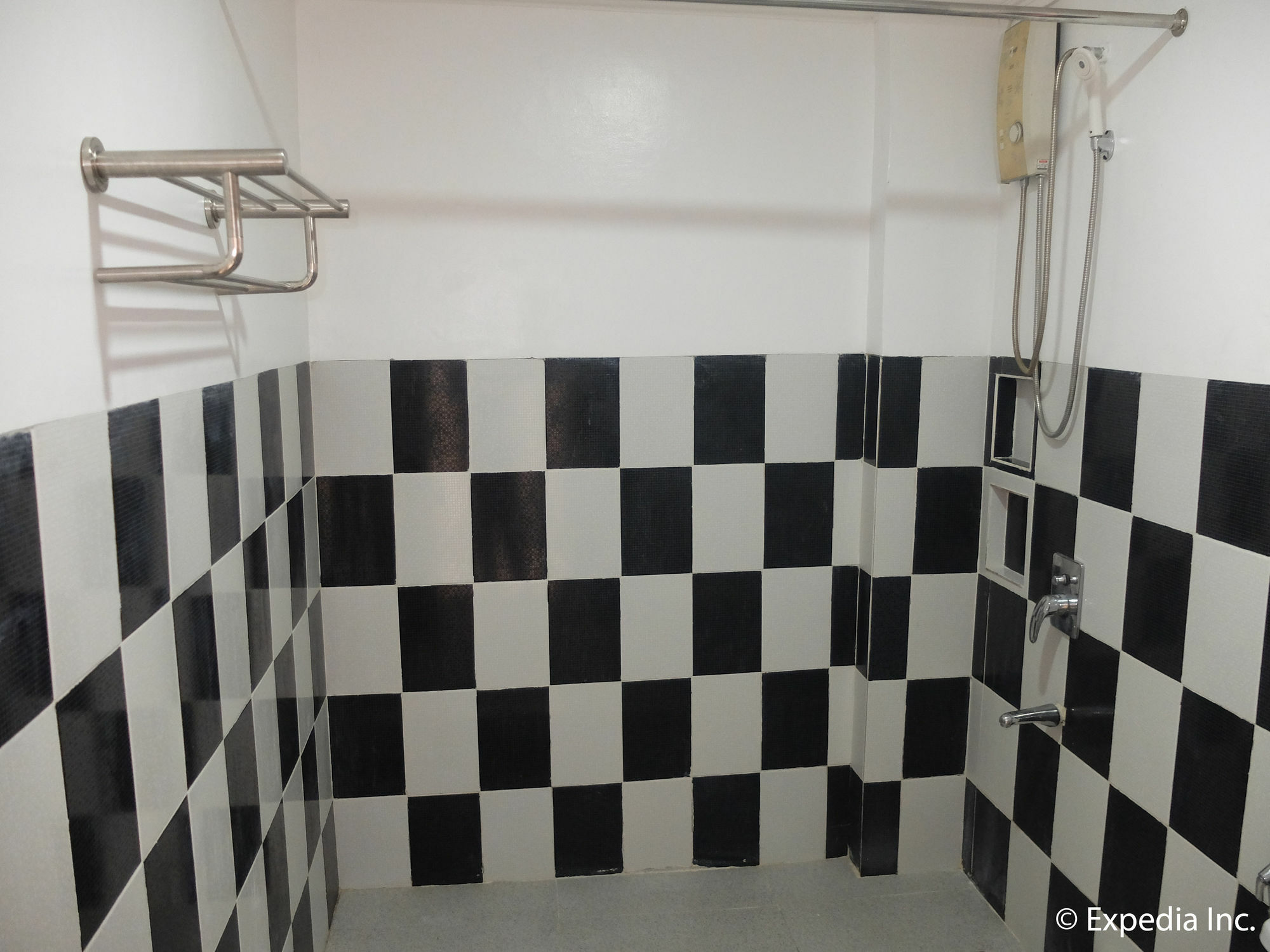 Donald Paul Apartelle Angeles Exterior photo
