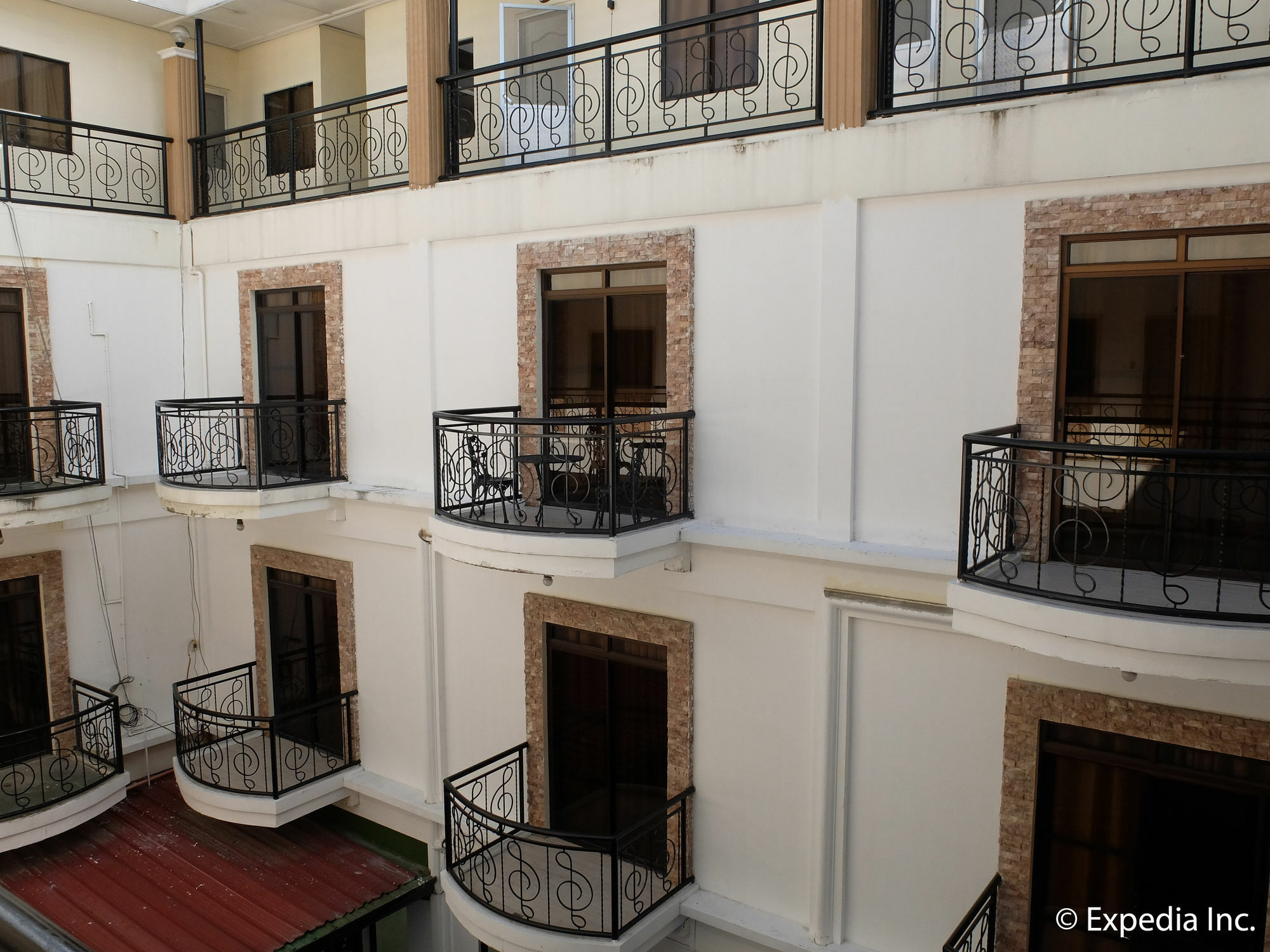 Donald Paul Apartelle Angeles Exterior photo